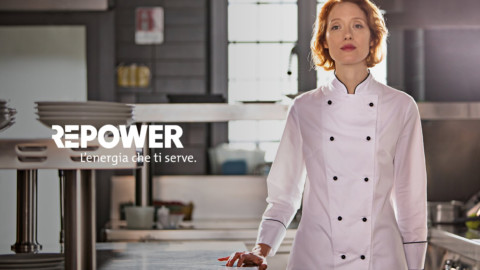 Il personal trainer dell’energia Repower di nuovo in tv con True Company